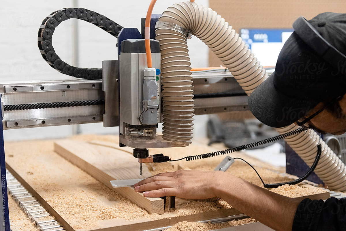 8 Pros and Cons of Buying a Used CNC Wood Router