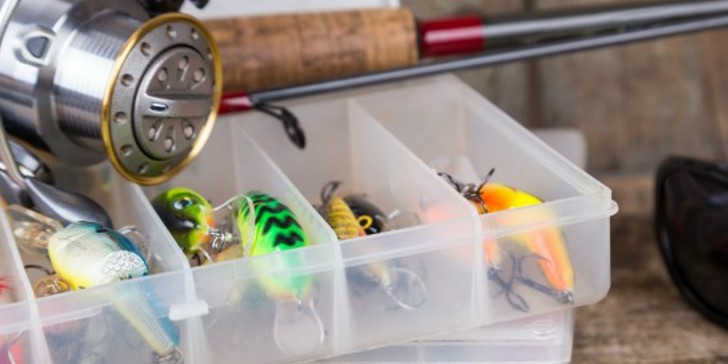 5 Best Saltwater Fishing Tackle Kits for Beginners 2023